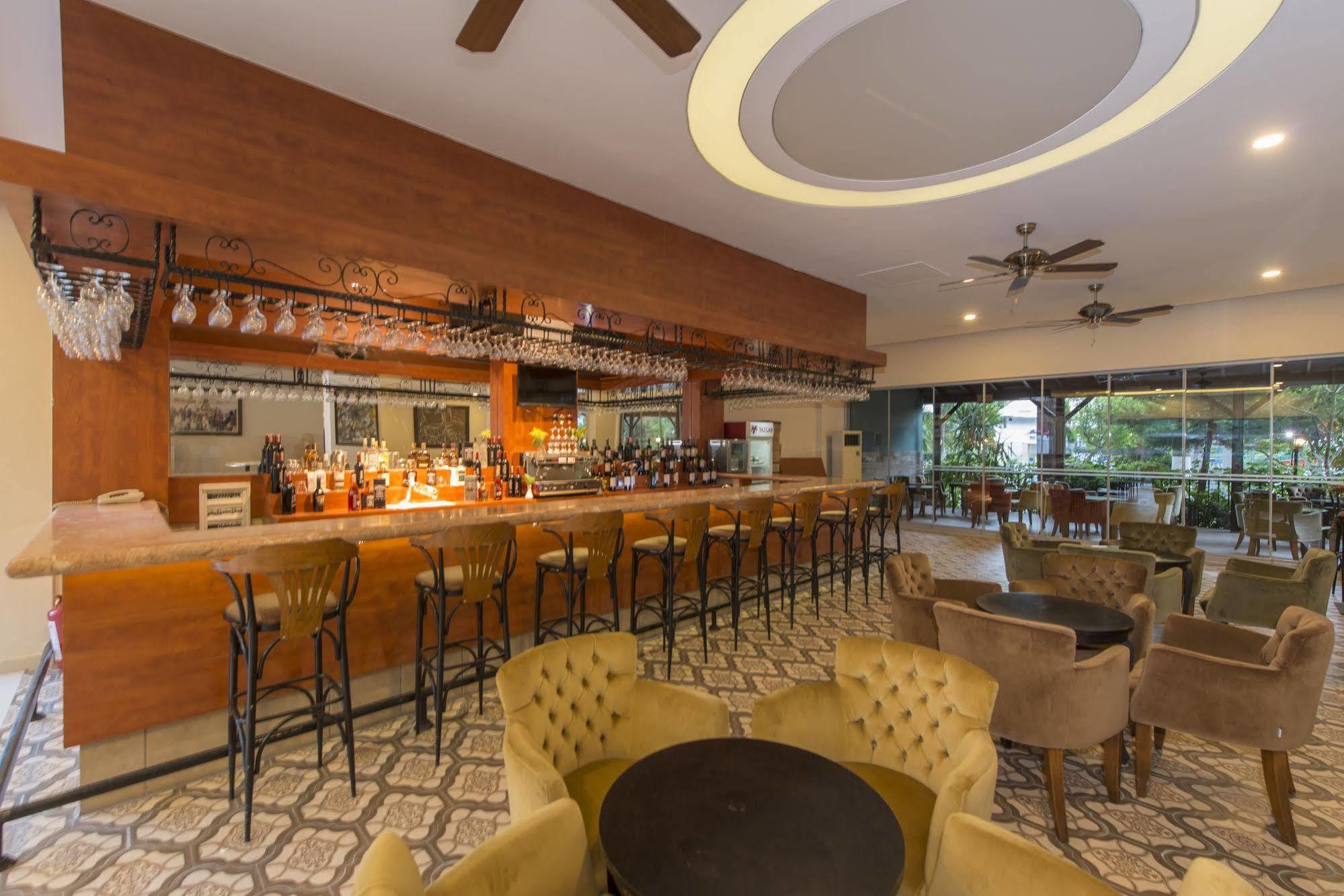 Asdem Park Otel Kemer Zewnętrze zdjęcie